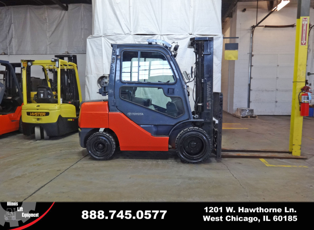  2012 Toyota 8FGU30 Forklift on Sale in Alabama