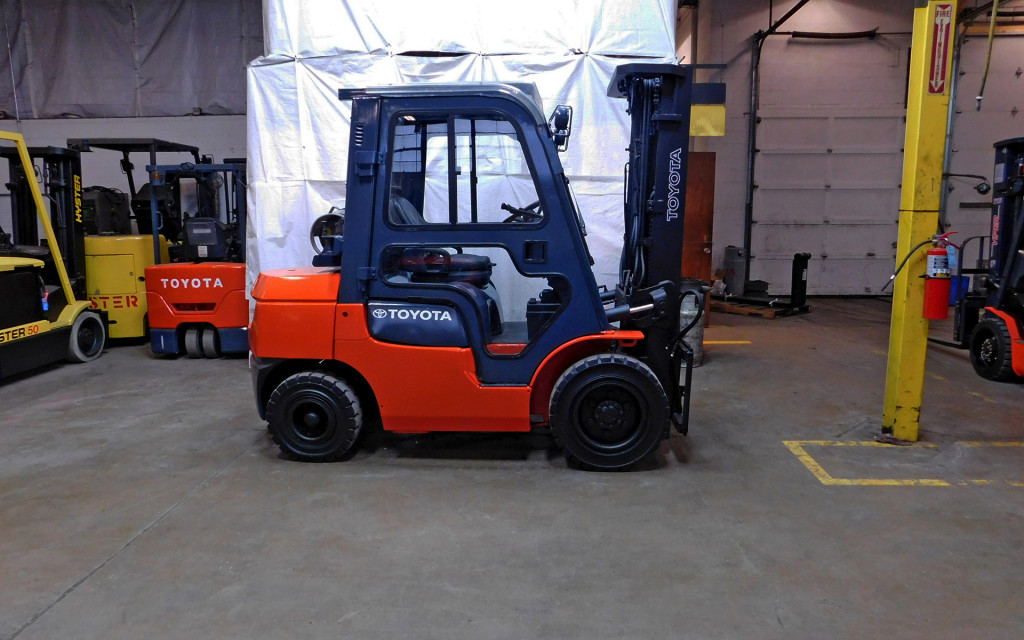  2006 Toyota 7FGU30 Forklift on Sale in Alabama