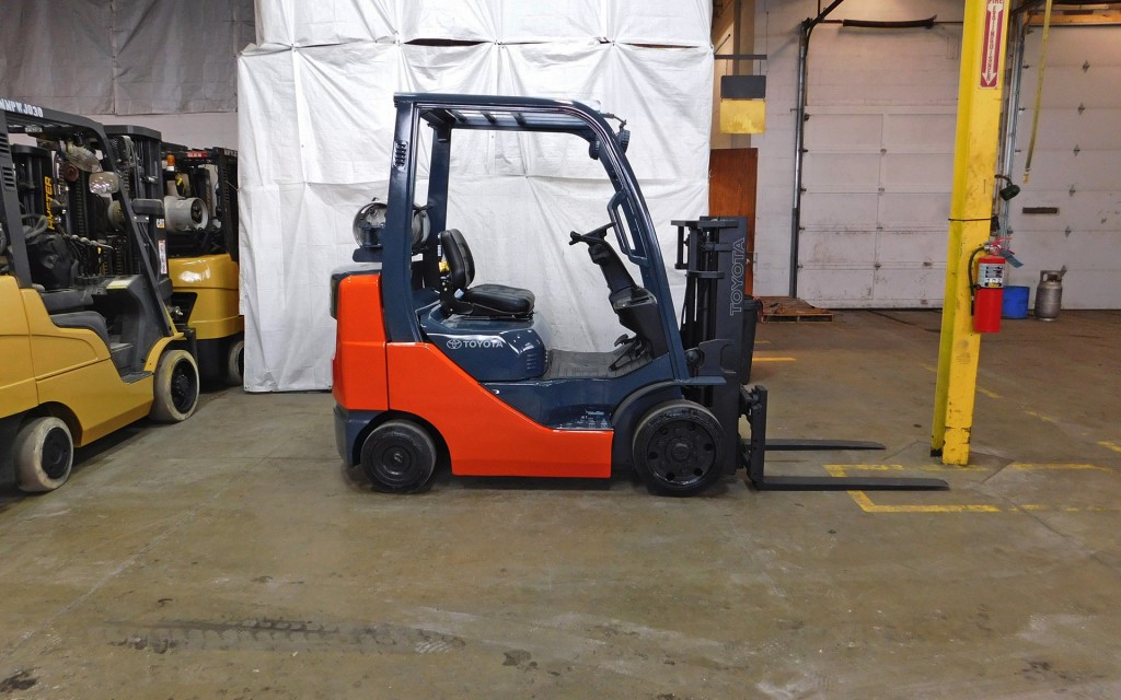  2008 Toyota 8FGCU25 Forklift on Sale in Alabama