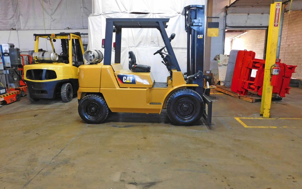  2004 Caterpillar GP40K Forklift on Sale in Alabama