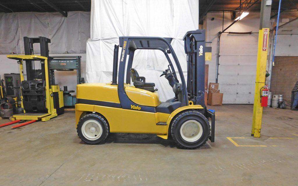  2013 Yale GDP110VX Forklift on Sale in Alabama